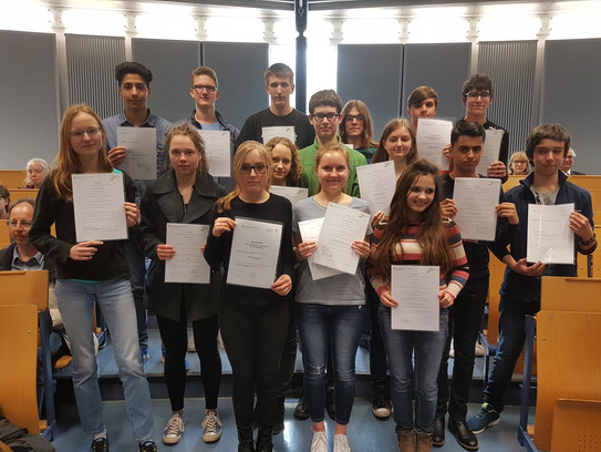 Gruppenfoto 2017 Eröffnung SchülerUni Gruppenfoto 2017 SchülerUni