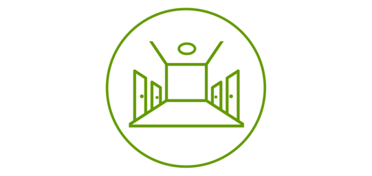 Grünes Icon eines Flurs mit Türen, grün umrandet