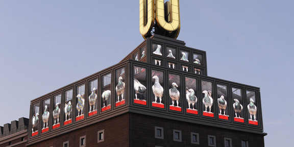 Gebäude des Dortmunder U in der Dämmerung.