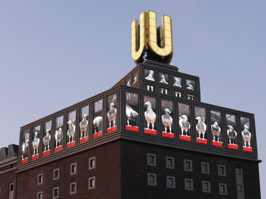 Gebäude des Dortmunder U in der Dämmerung.