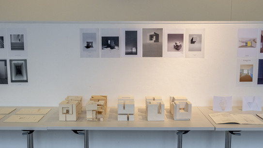 Architektonische Modelle aus Holz