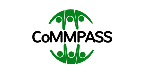 Ein Logo mit dem schwarzen Schriftzug CoMMPASS, dahinter grüne Formen, die Menschen symbolisieren könnten.