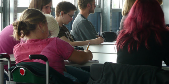 Beratung Beratung für behinderte und chronisch kranke Studieninteressierte