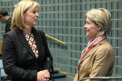 Ursula Gather und Frances Arnold