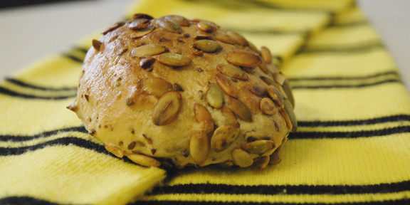 A grain roll on a Borussia scarf