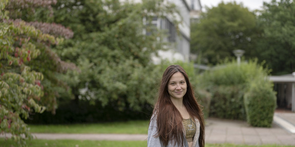 Portrait of Erasmus student Ceren Ateş