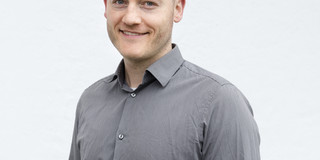 Portrait Prof. Lange Portraitfoto von Prof. Lange.