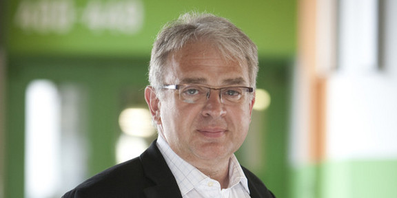 Prof. Roland Winter Porträtfoto von Prof. Roland Winter