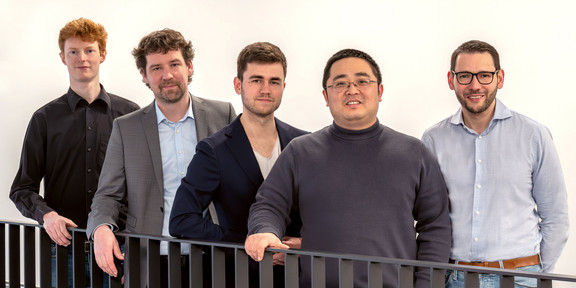 (v.l.) Dr. Patrick Antoni, Prof. Max Hansmann, M.Sc. Julian Holstein, Dr. Qiu Sun, Dr. David Tymann