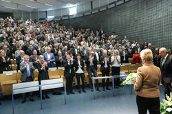 Frances Arnold vor Publikum