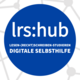 In einem dunkelblauen Kreis steht "lrs:hub Lese-(Recht)Schreiben-Studieren: Digitale Selbsthilfe".