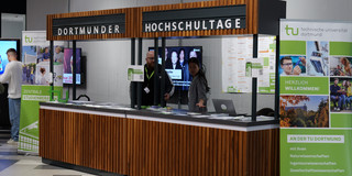 Infostand der ZSB bei den Dortmunder Hochschultagen