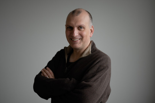 Prof. Amin Coja-Oghlan Portrait eines Mannes