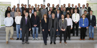 Team des Sonderforschungsbereichs Das Team des Sonderforschungsbereich (SFB) 876 „Verfügbarkeit von Information durch Analyse unter Ressourcenbeschränkung“