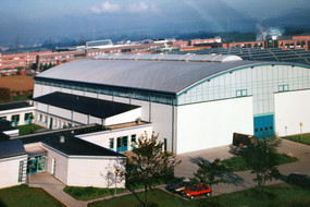 Die Dortmunder Elektronen-Testspeicherring-Anlage DELTA in ihrem Eröffnungsjahr 1994.