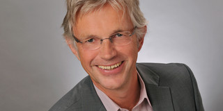 Portraitfoto von Prof. Jürgen Howaldt