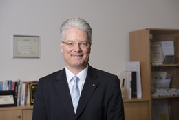 Juni Portrait von Prof. Christian Wietfeld