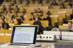 Ein Laptop mit dem Text von Hallelujah.