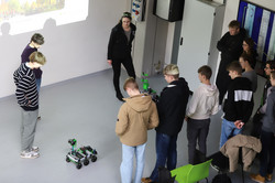 Ein Workshop für Schüler während der Dortmunder Hochschultage. 