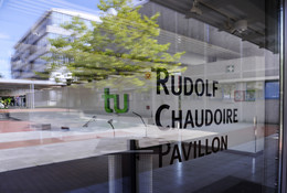 Schriftzug Rudolf-Chaudoire-Pavillon