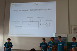 Abschlussveranstaltung Projektpräsentation durch die Projektgruppen