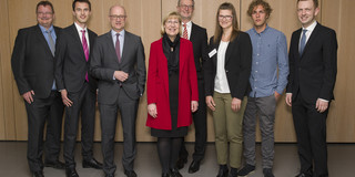 Hans Uhde Preis 2019 Gruppenfoto der Preisträger des Hans Uhde Preises mit Prof Ursula Gather, Prof. Gerhard Schembecker, Michael Höllermann und Guido Baranowski