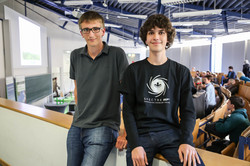 Eröffnung SchülerUni Eröffnung SchülerUni zwei Teilnehmer im Hörsaal