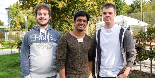 Foto von drei Studenten
