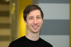 Portraitfoto von Dr. Marcel Sebastian