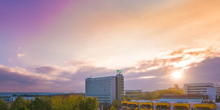 Der Campus Nord bei Sonnenuntergang