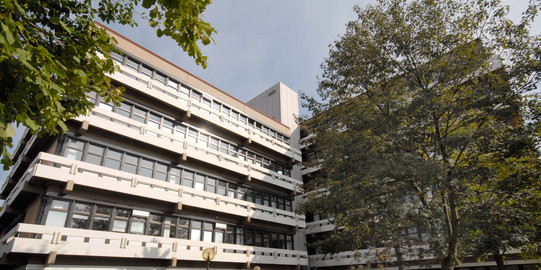 White building of Emil Figge Strasse 50
