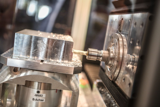 A machine from the metal cutting production.